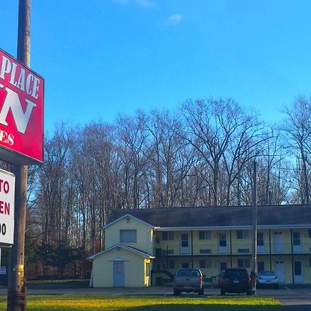 Country Place Inn And Suites White Haven Bagian luar foto