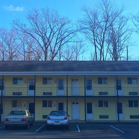 Country Place Inn And Suites White Haven Bagian luar foto