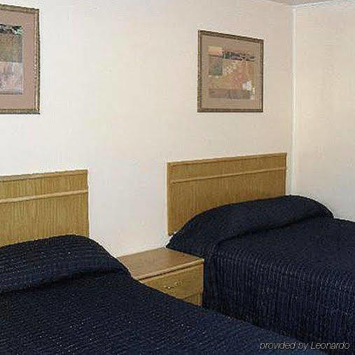 Country Place Inn And Suites White Haven Bagian luar foto